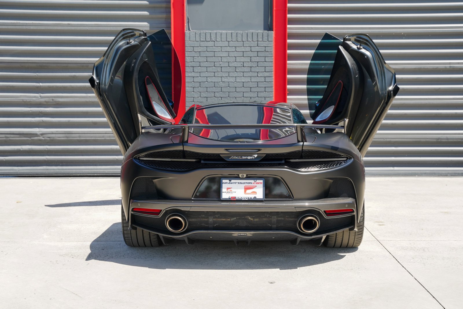 Used 2020 McLaren GT RWD image 16