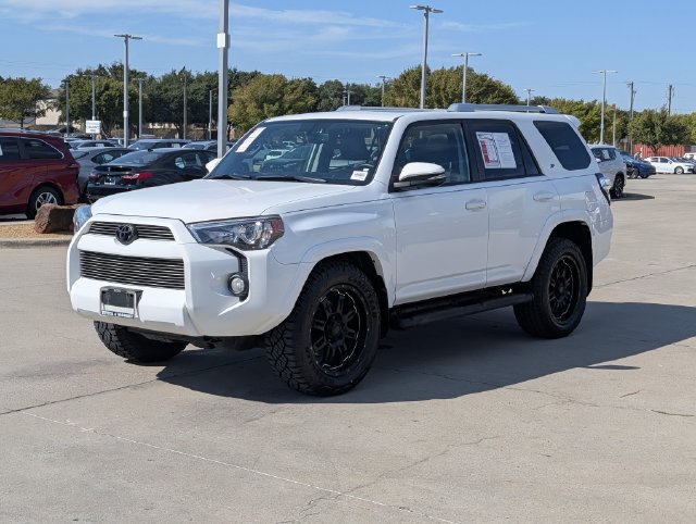 Used 2017 Toyota 4Runner SR5 Premium RWD image 10