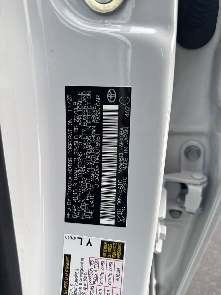 Used 2024 Toyota Prius XLE image 35