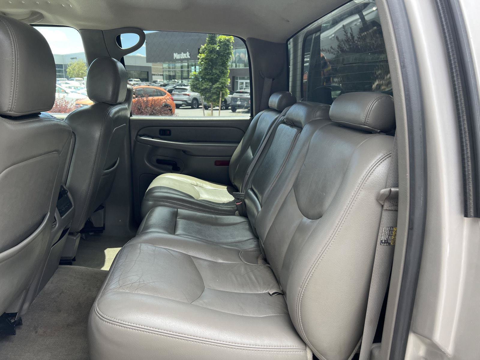 Used 2005 Chevrolet Silverado 2500 LT w/ Heavy-Duty Power Package AWD/4WD image 26