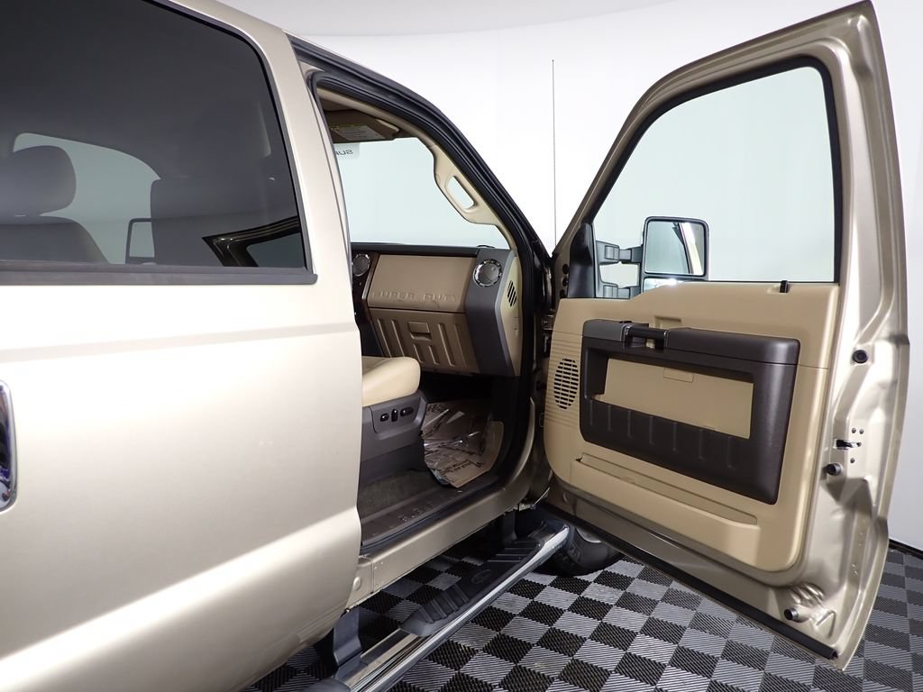 Used 2011 Ford F350 Lariat w/ Lariat Interior Pkg AWD/4WD image 37