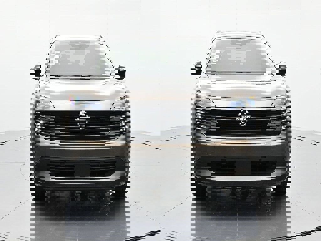 New 2026 Nissan Kicks SV image 2