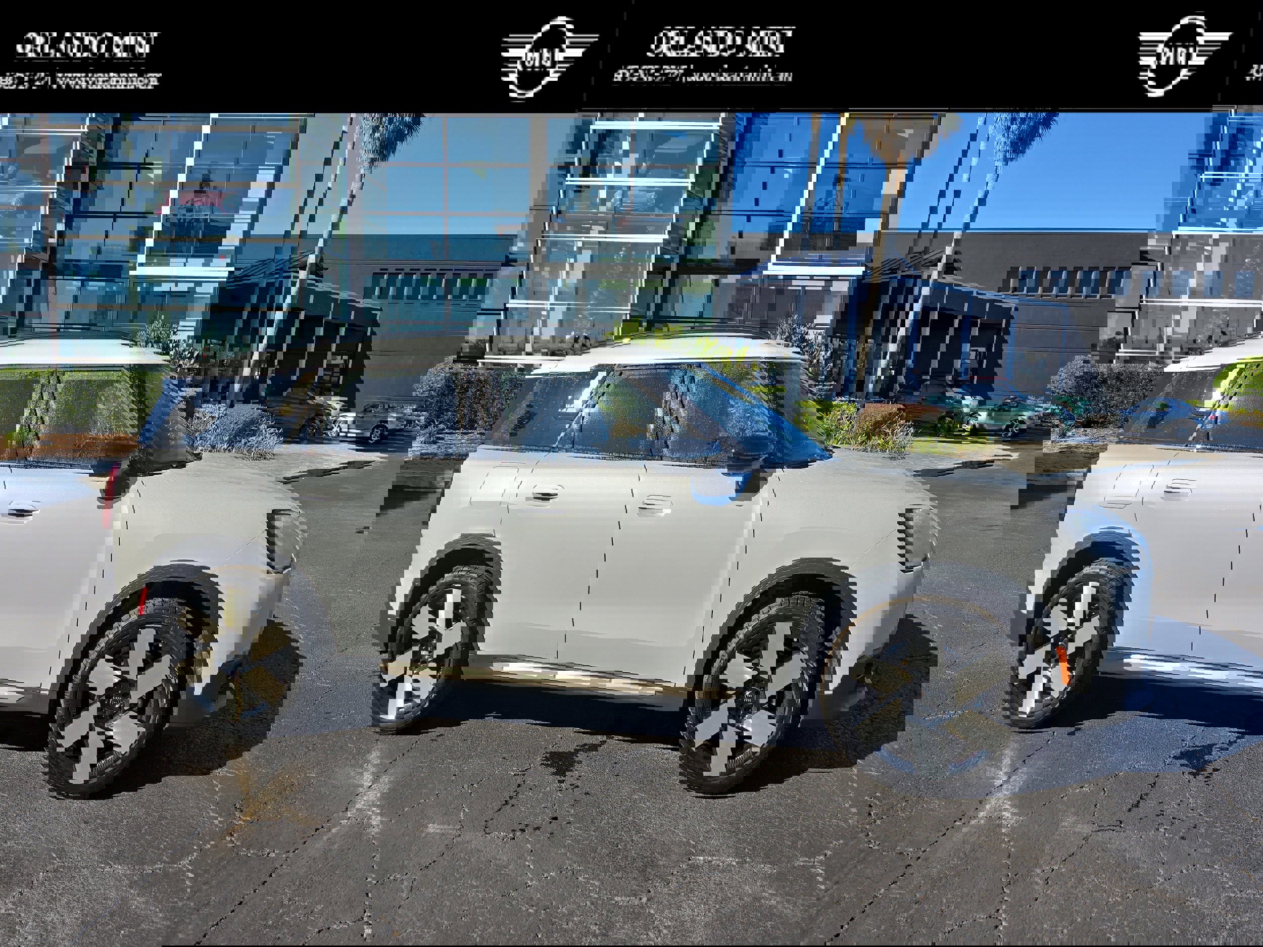 Certified 2025 MINI Cooper Countryman S w/ Comfort Package Max image 1