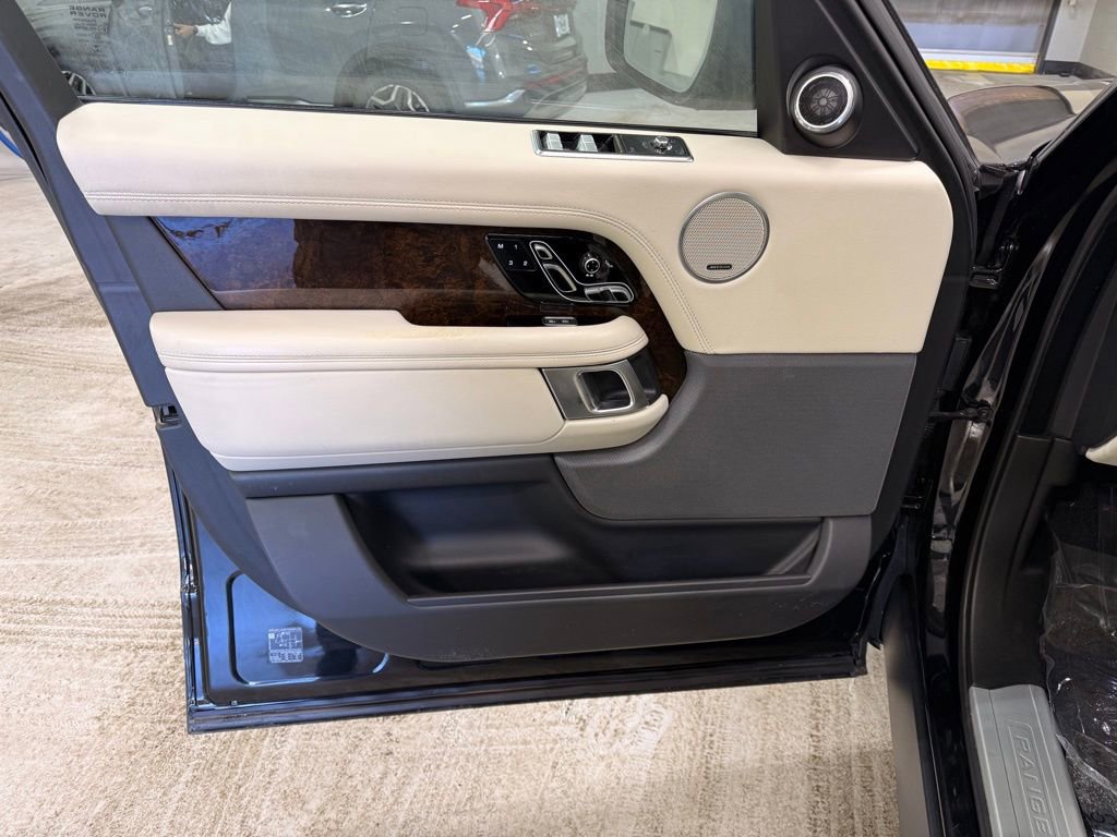 Used 2021 Land Rover Range Rover Westminster Edition image 10