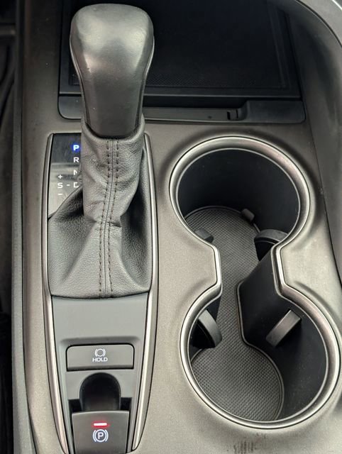 Used 2021 Toyota Camry SE image 22