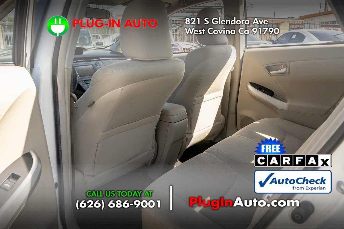 Used 2012 Toyota Prius Two image 9