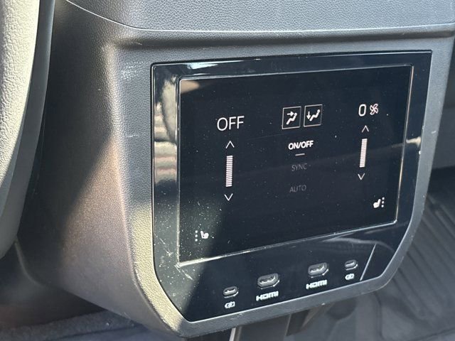 Used 2025 GMC Yukon AT4 Ultimate w/ LPO, Floor Liner Package AWD/4WD image 26