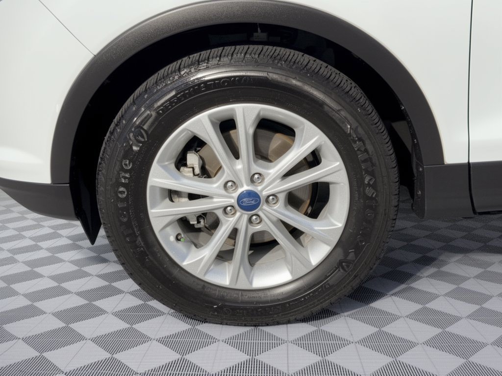 Used 2019 Ford Escape SE FWD image 13