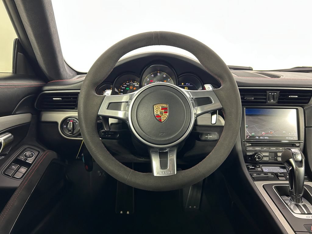 Certified 2015 Porsche 911 GT3 RWD image 17