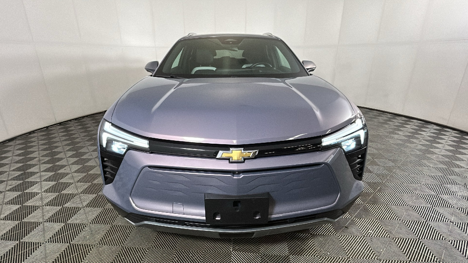 Used 2024 Chevrolet Blazer EV LT AWD/4WD image 9