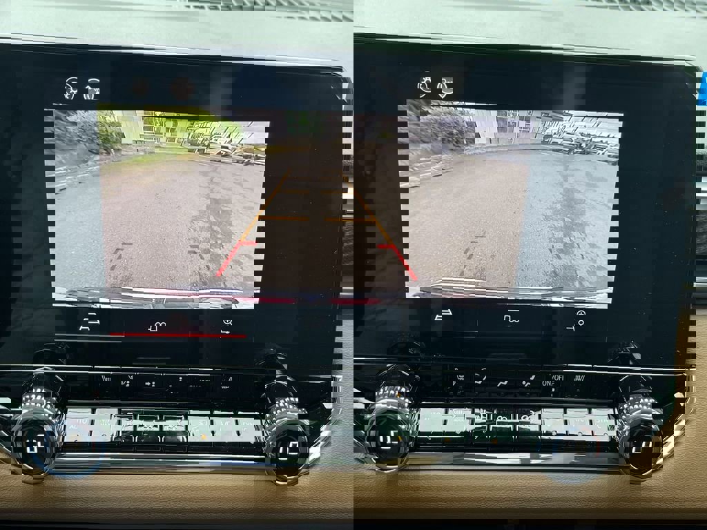 New 2025 GMC Canyon AT4 w/ Nightfall Edition image 15