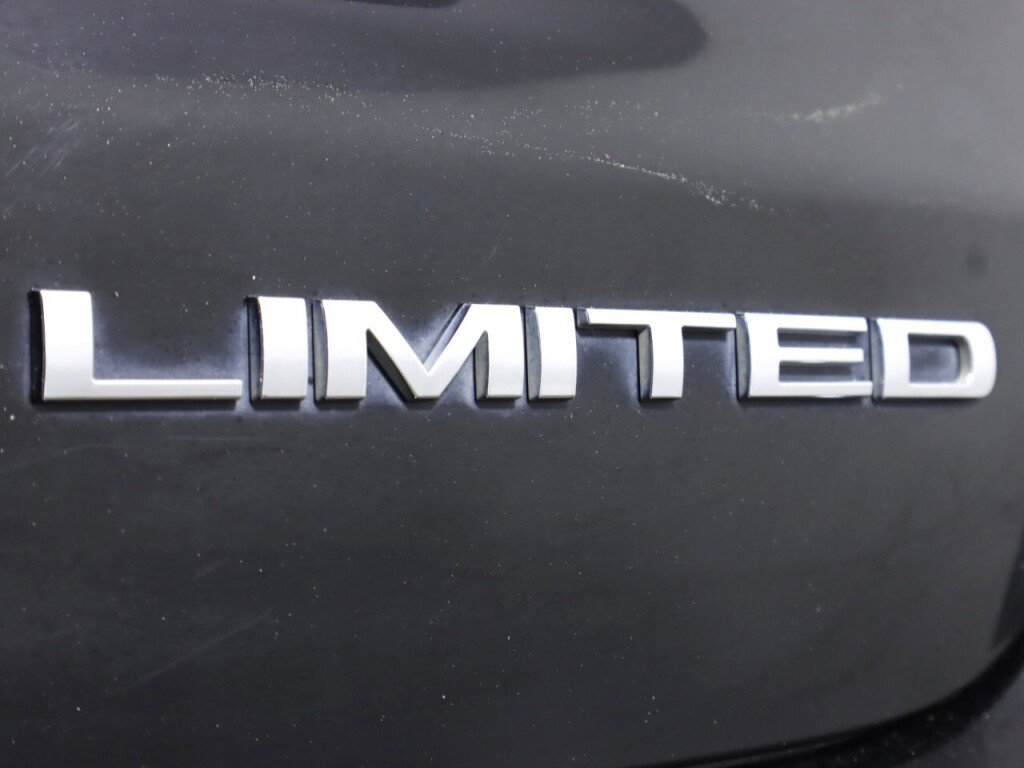 Used 2020 Jeep Compass Limited FWD image 33