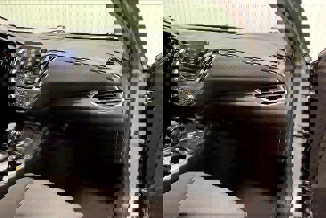 Used 2024 Chevrolet Malibu LT image 16