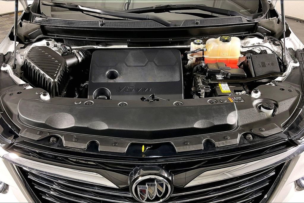 Used 2022 Buick Enclave Premium image 13
