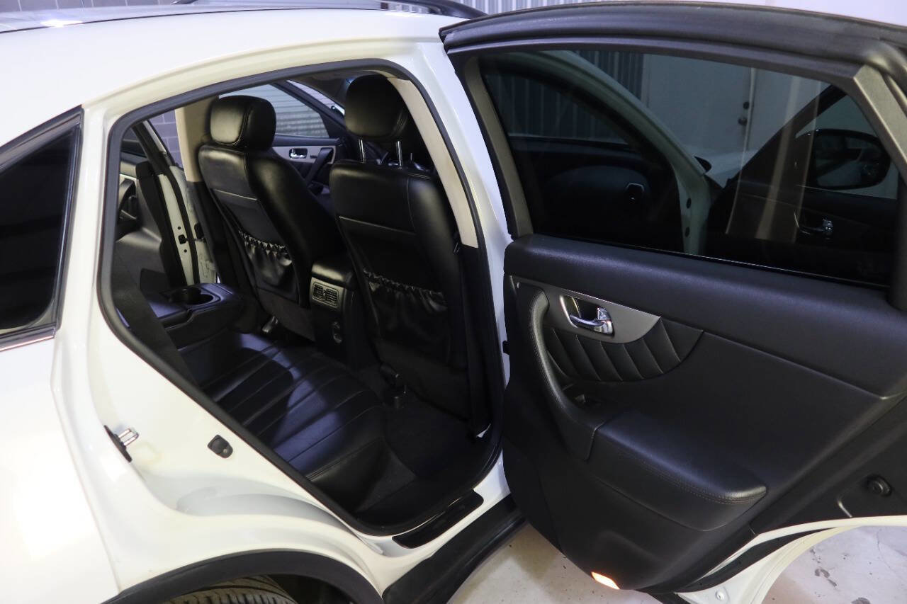 Used 2013 INFINITI FX37 Limited Edition AWD/4WD image 14