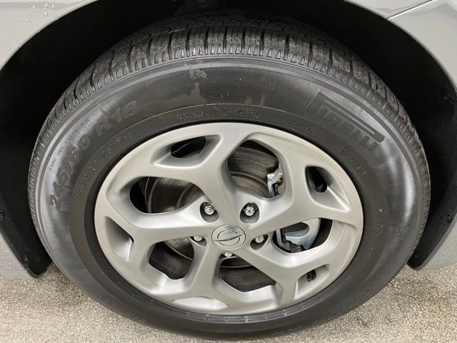 Used 2023 Chrysler Pacifica Limited FWD image 18