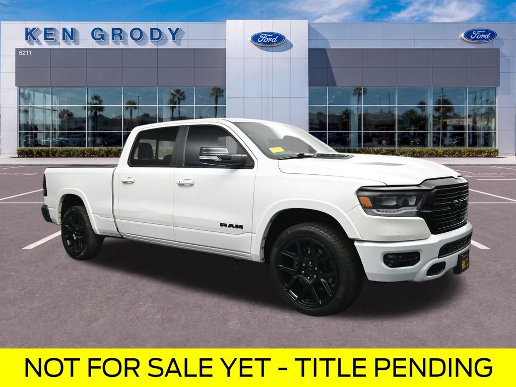Used 2022 RAM 1500 Laramie AWD/4WD image 1