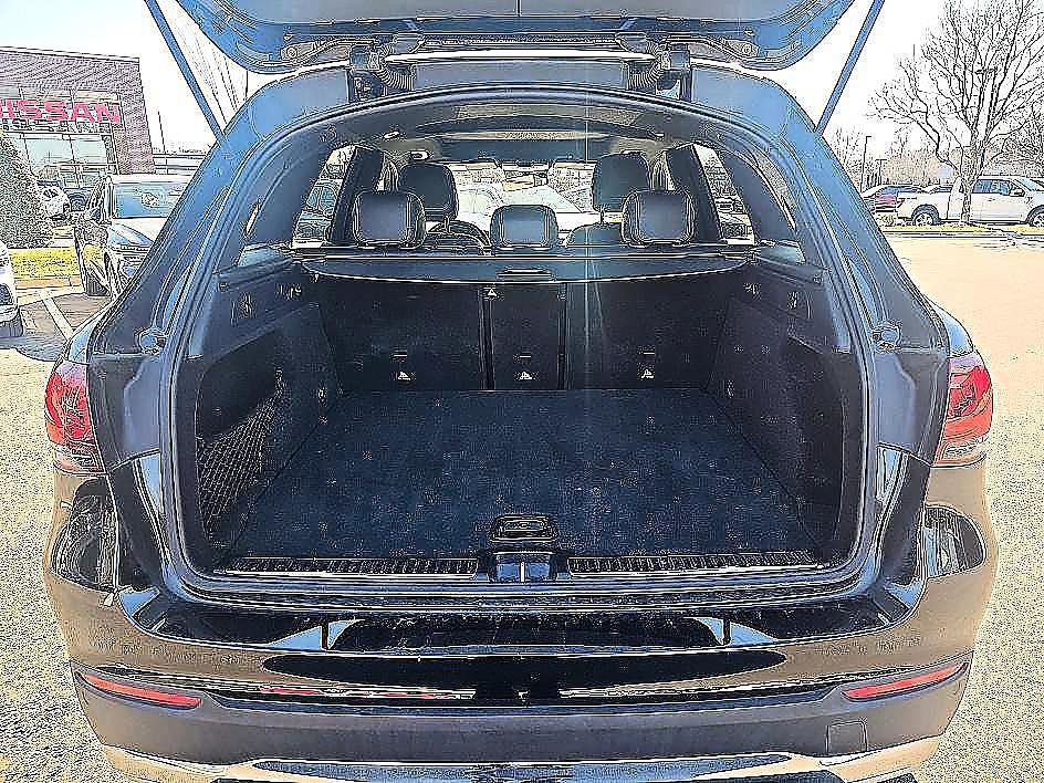 Used 2022 Mercedes-Benz GLC 300 image 30