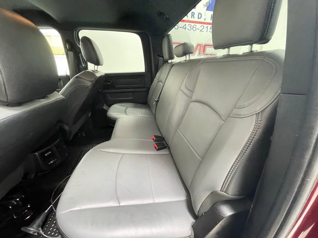 Used 2022 RAM 3500 Tradesman w/ Chrome Appearance Group AWD/4WD image 10