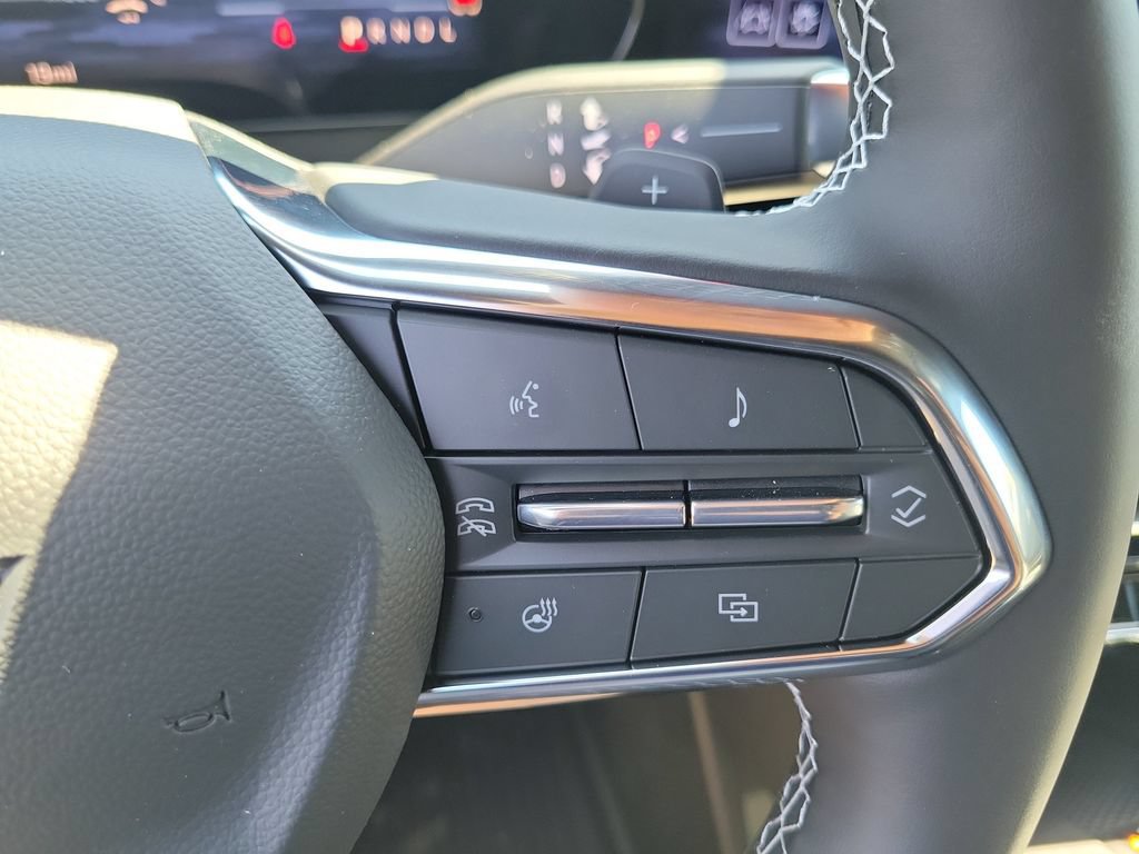 New 2026 Chevrolet Traverse LT w/ Midnight/Sport Edition FWD image 6