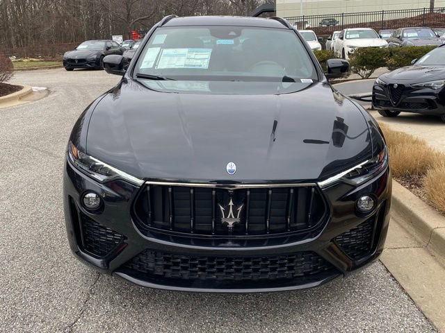 Used 2024 Maserati Levante Modena Ultima image 3