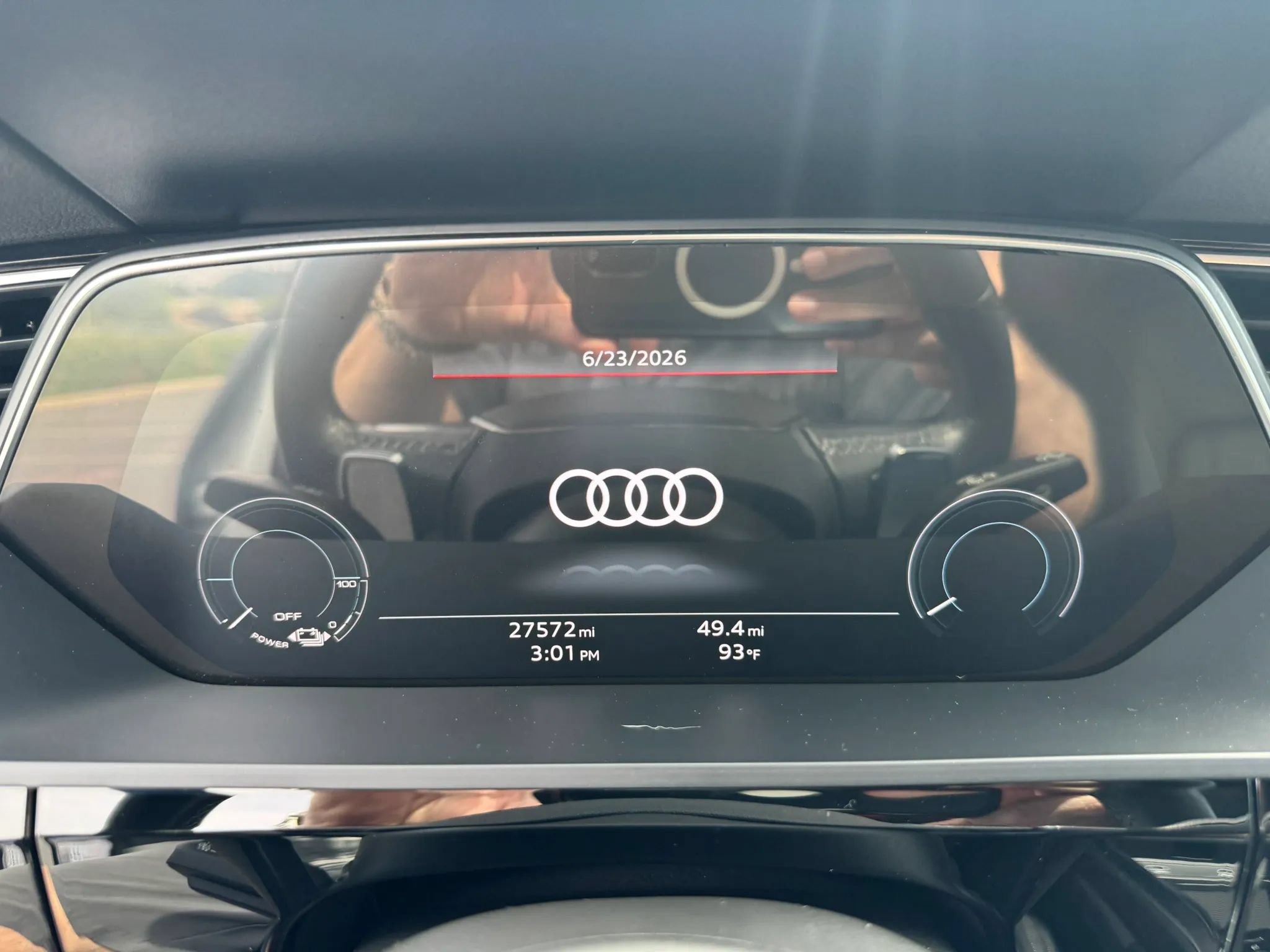 Used 2022 Audi e-tron Premium Plus w/ Premium Plus Package AWD/4WD image 33