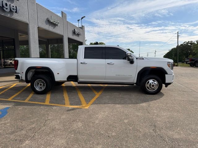 Used 2023 GMC Sierra 3500 Denali w/ Denali Ultimate Package image 14
