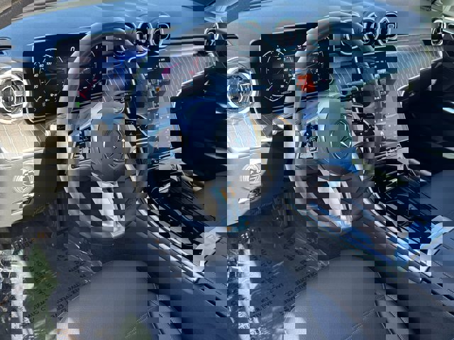 Used 2025 Mercedes-Benz C 300 Sedan image 17