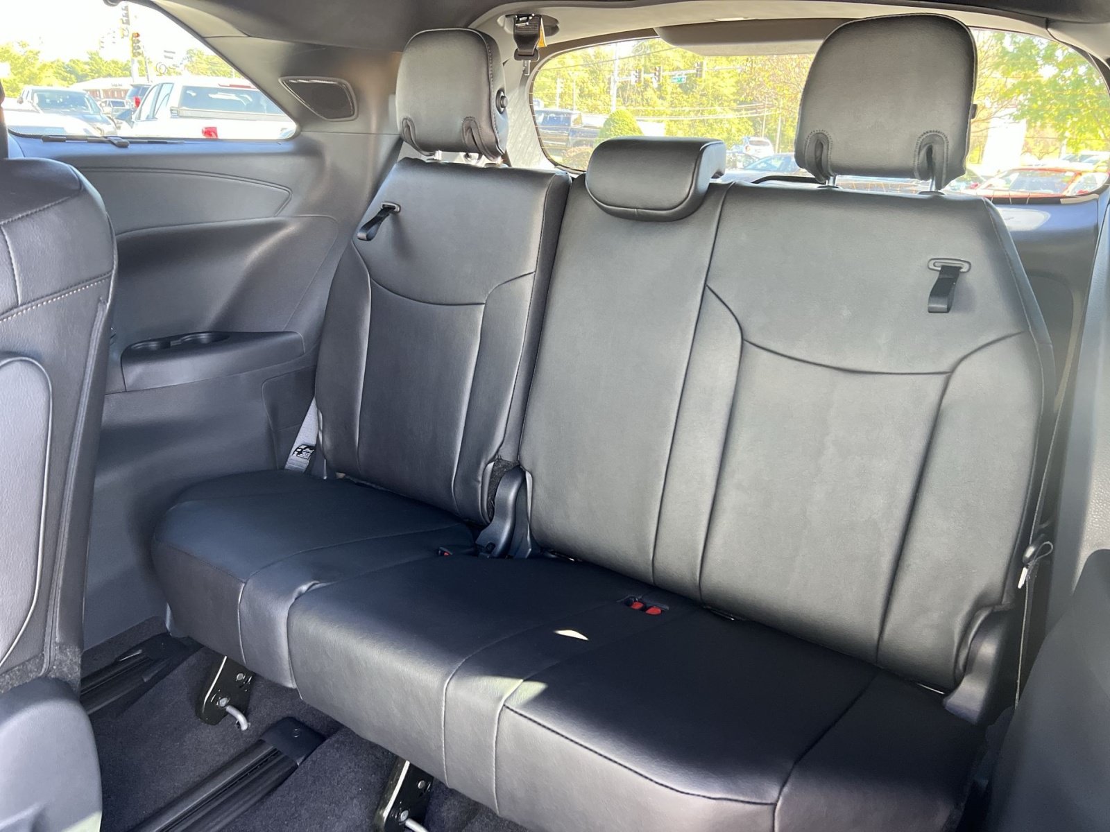 New 2026 Toyota Sienna Platinum AWD/4WD image 25