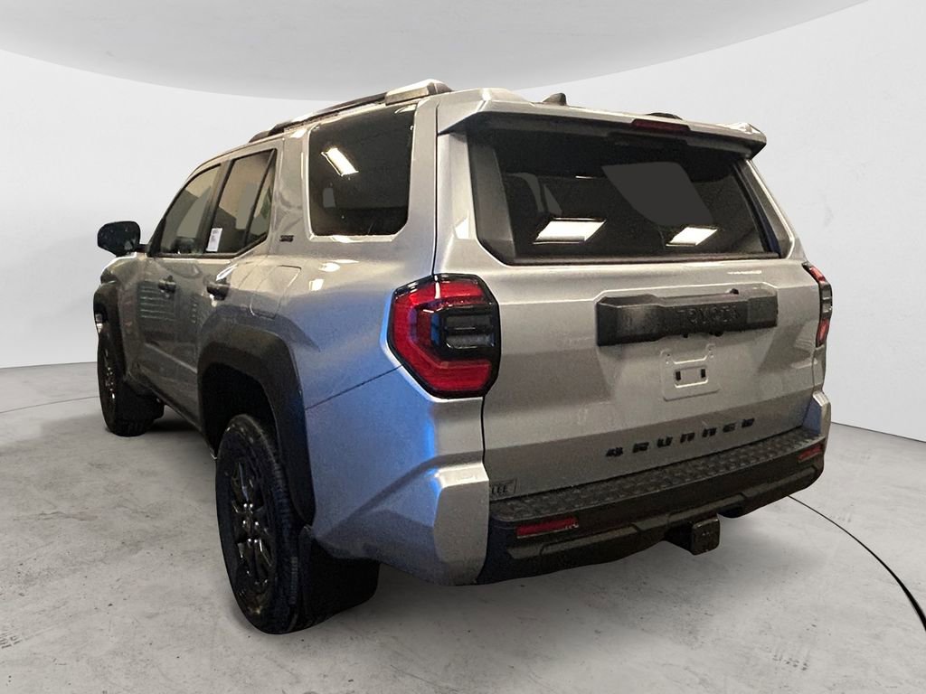 New 2026 Toyota 4Runner SR5 AWD/4WD image 3