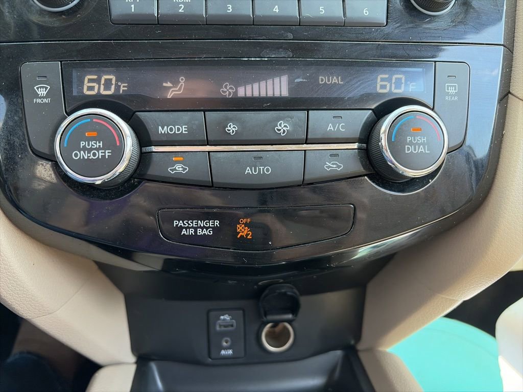 Used 2017 Nissan Rogue SV image 20