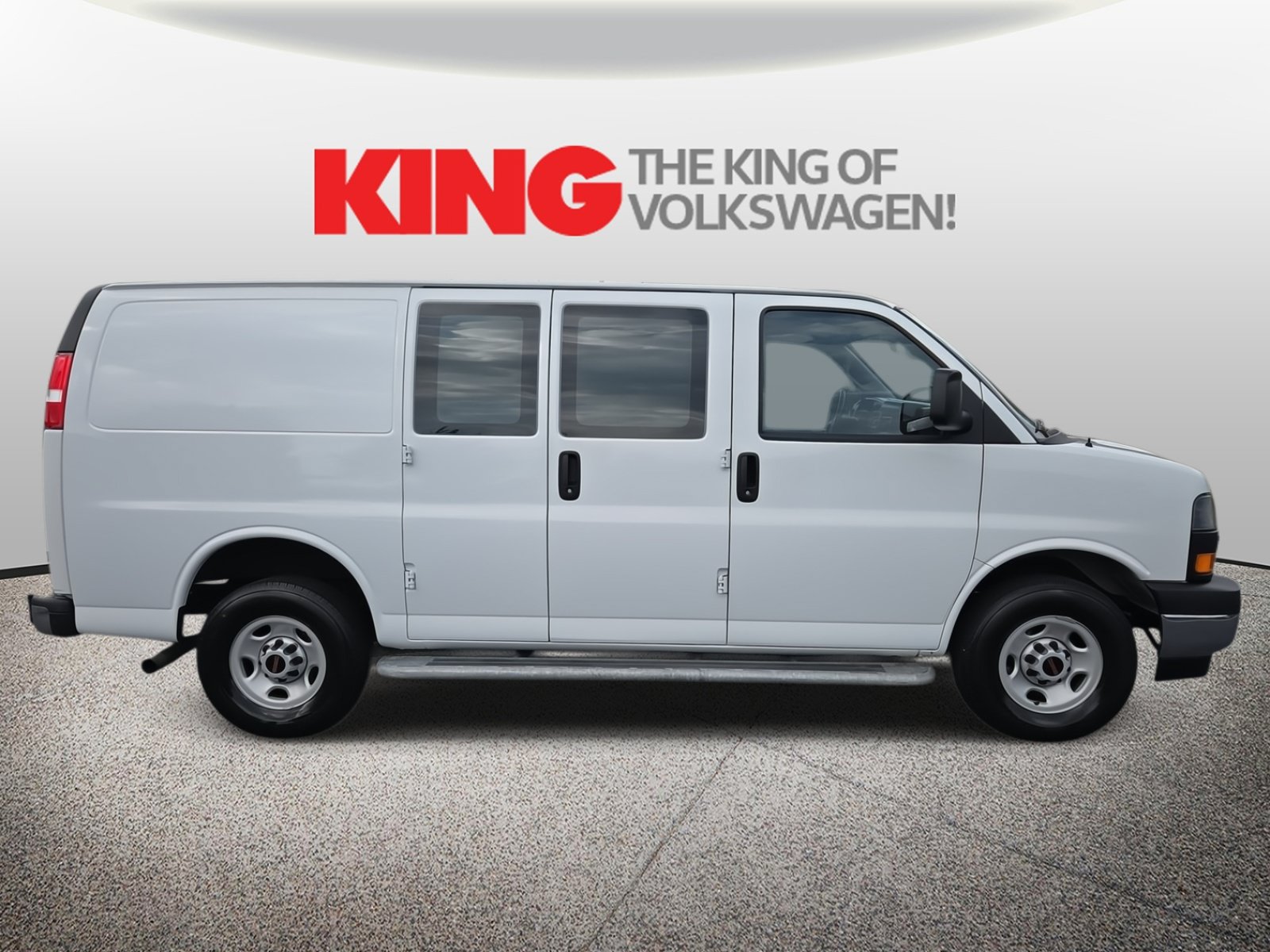 Used 2024 GMC Savana 2500 w/ Driver Convenience Package RWD image 8
