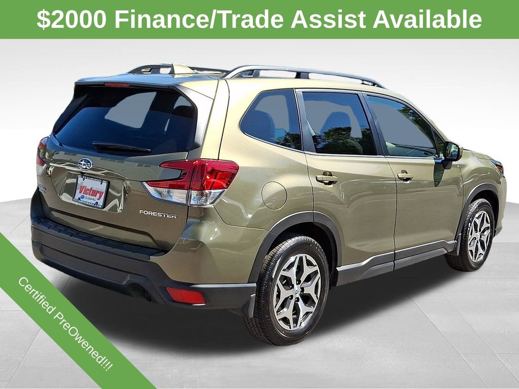 Used 2023 Subaru Forester Premium AWD/4WD image 6