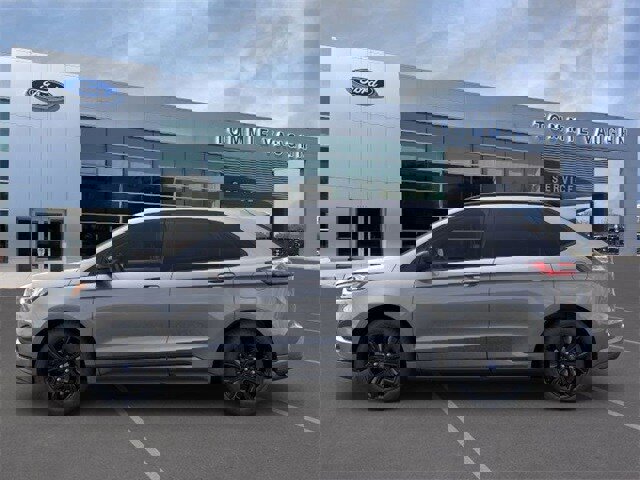 New 2024 Ford Edge SE w/ Black Appearance Package image 3