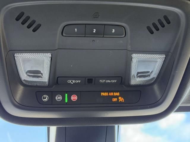 Certified 2023 Chevrolet Traverse LT w/ LPO, Floor Liner Package AWD/4WD image 32