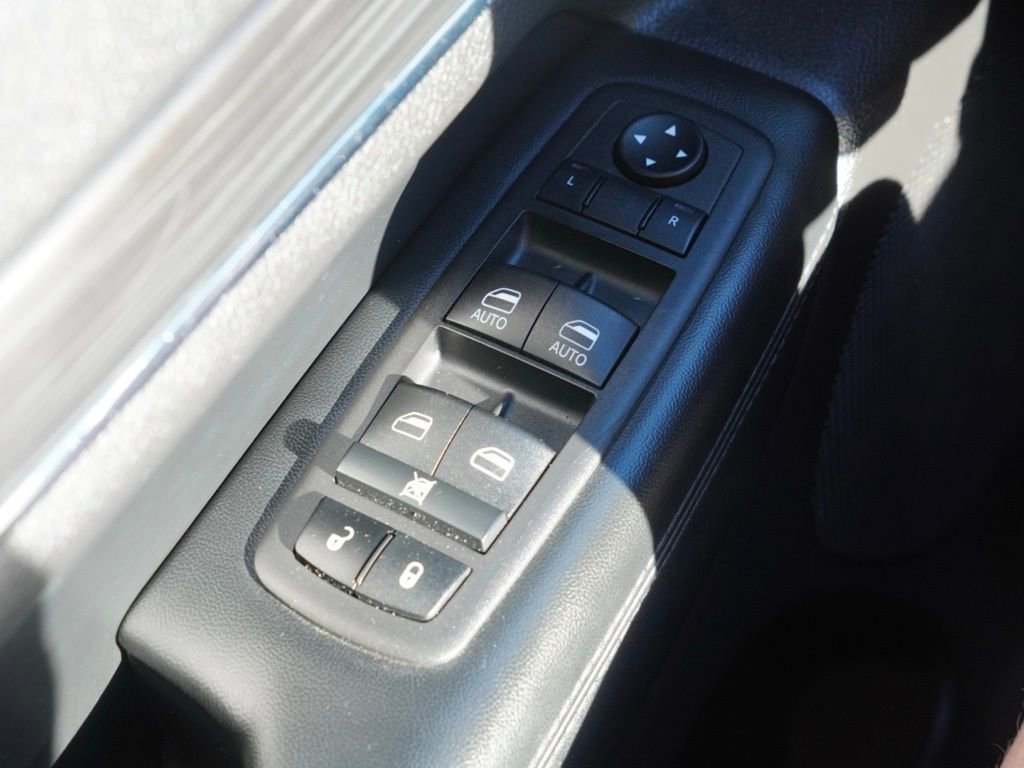 Certified 2022 Jeep Grand Cherokee Limited image 13