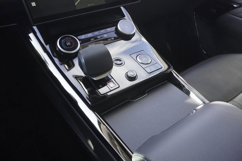 Used 2023 Land Rover Range Rover Sport SE image 14