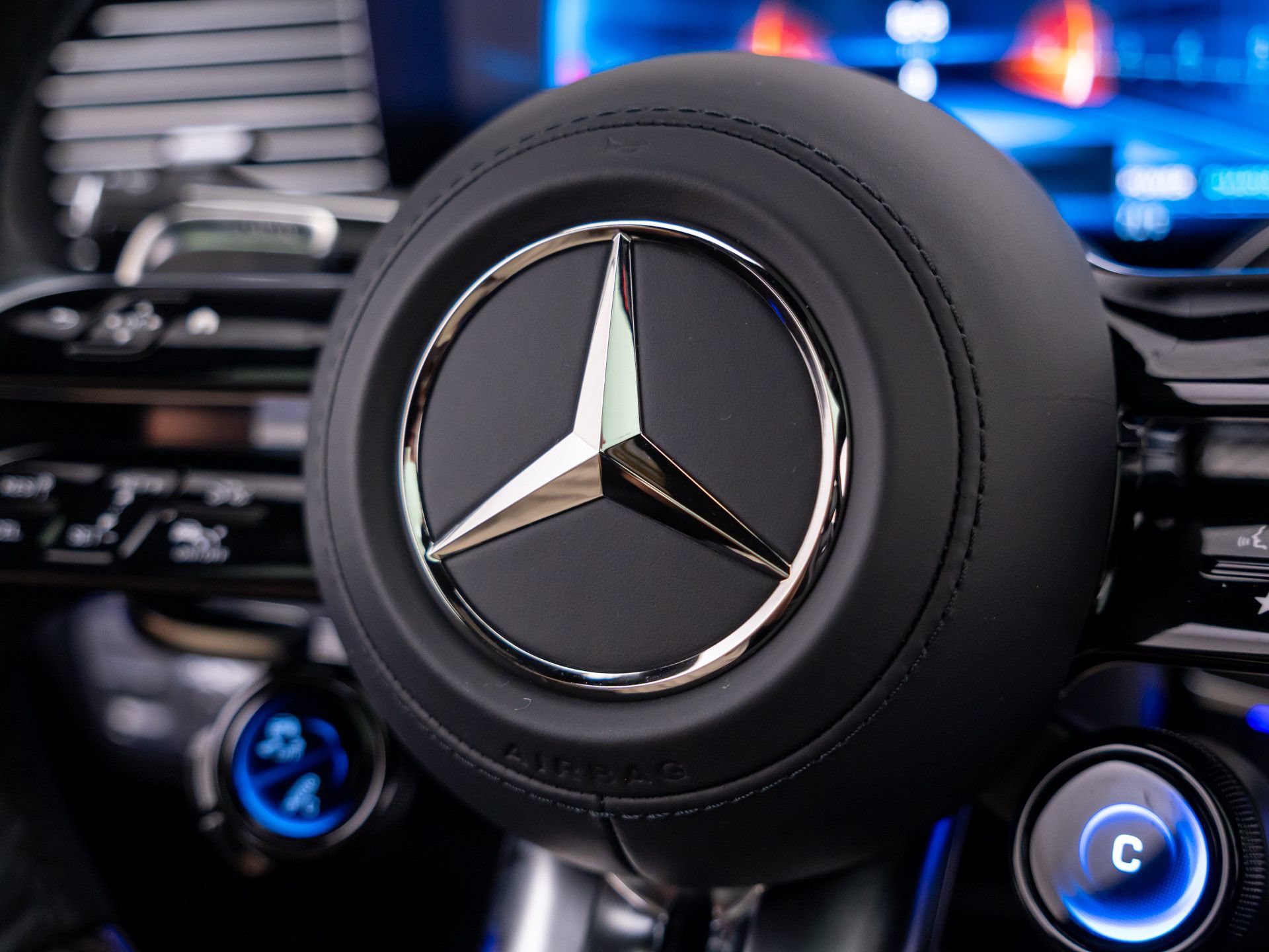 New 2026 Mercedes-Benz GLS 63 AMG 4MATIC image 27