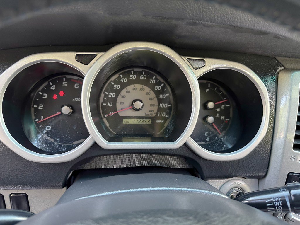 Used 2003 Toyota 4Runner SR5 AWD/4WD image 19