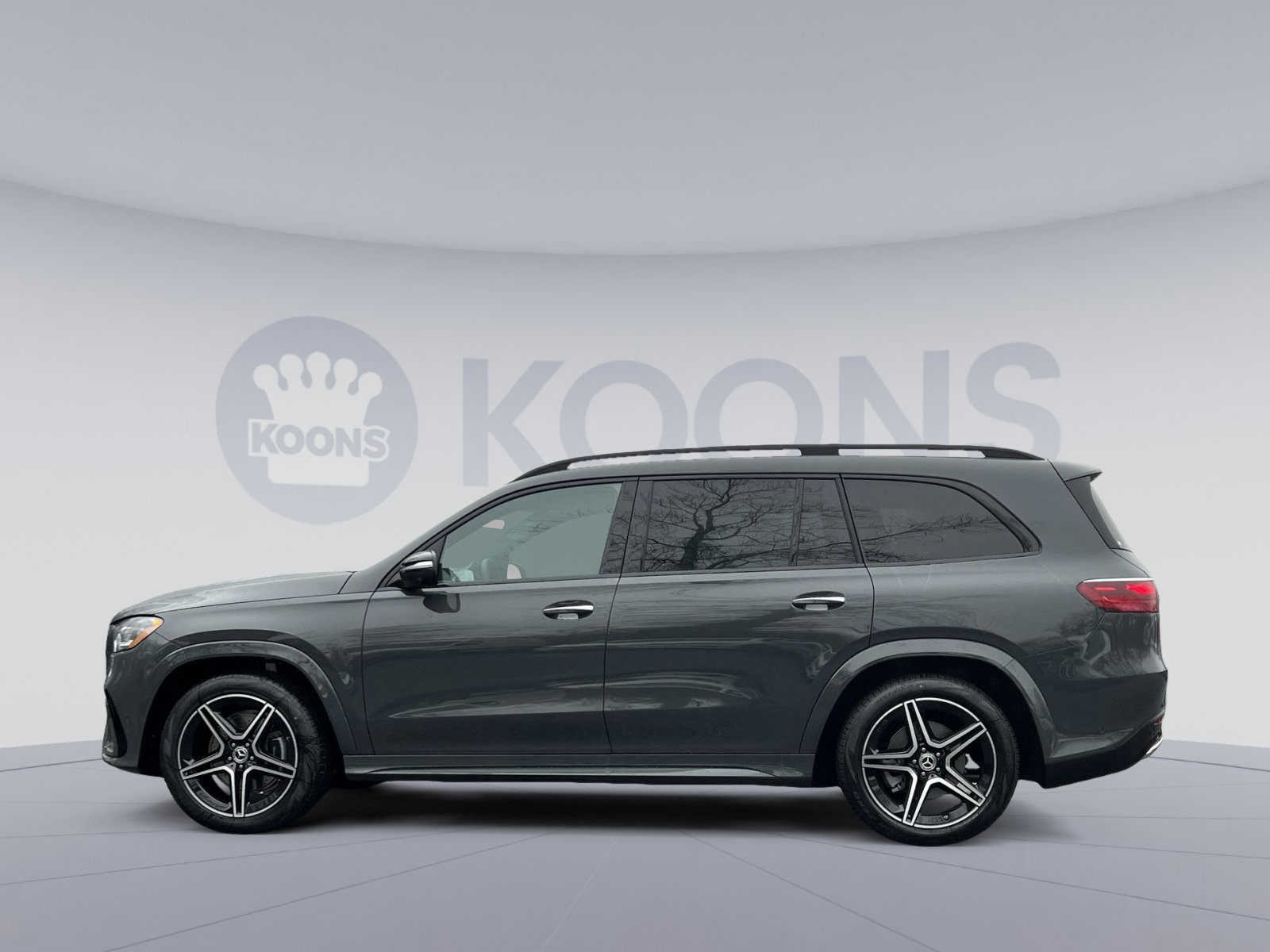 New 2026 Mercedes-Benz GLS 450 4MATIC image 2