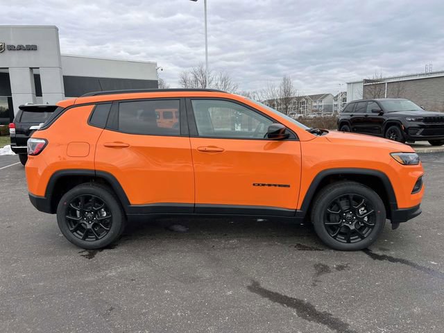 New 2026 Jeep Compass Latitude image 10