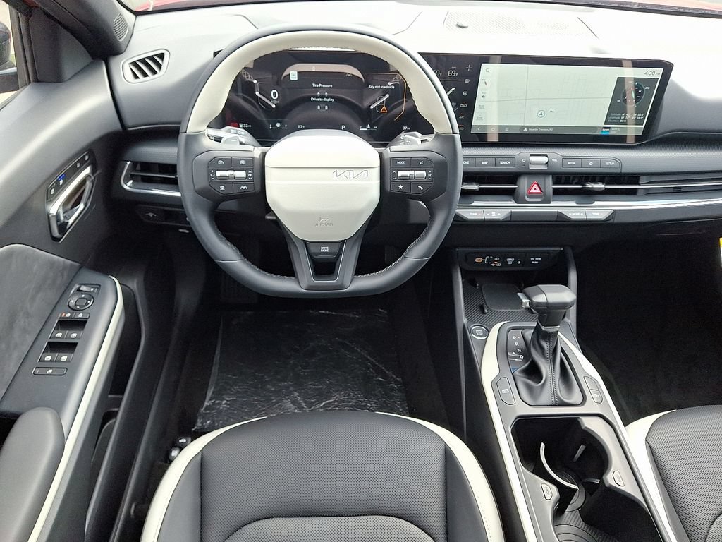 New 2025 Kia K4 GT-Line Turbo w/ GT-Line Premium Package FWD image 2