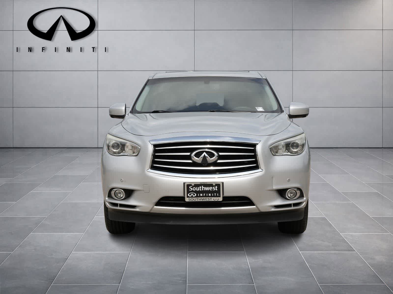Used 2013 INFINITI JX35 AWD w/ Premium Pkg image 2