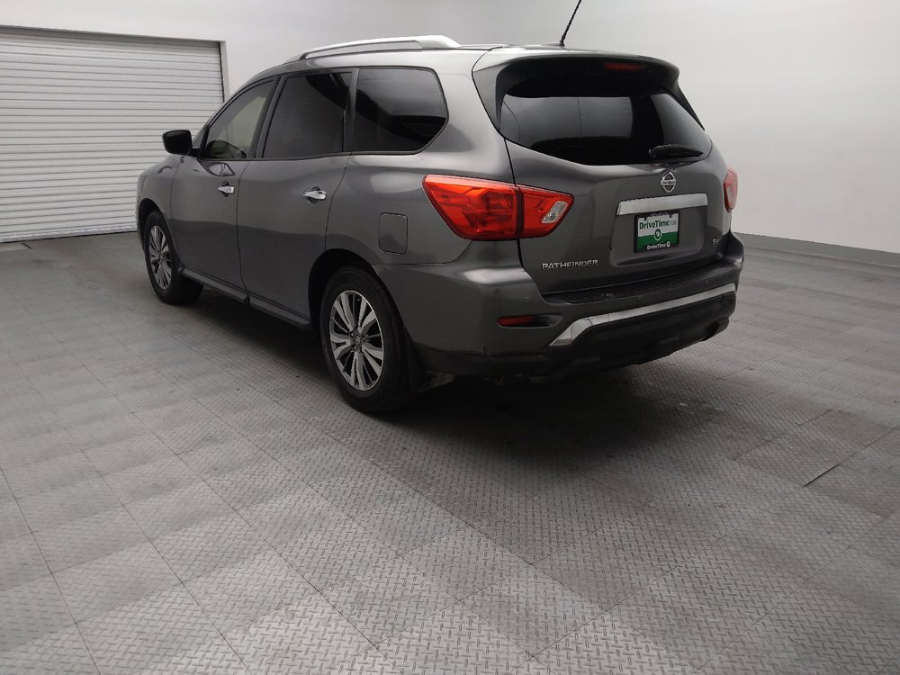 Used 2018 Nissan Pathfinder SV FWD image 5