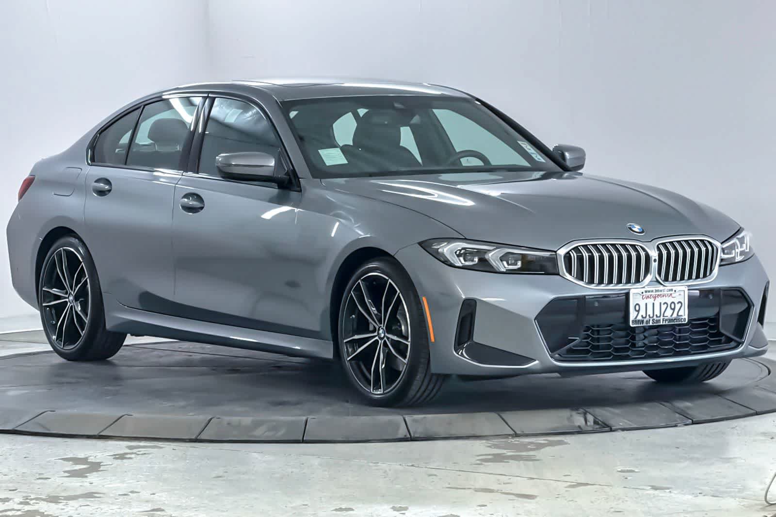 Used 2024 BMW 330i Sedan w/ M Sport Package RWD image 9