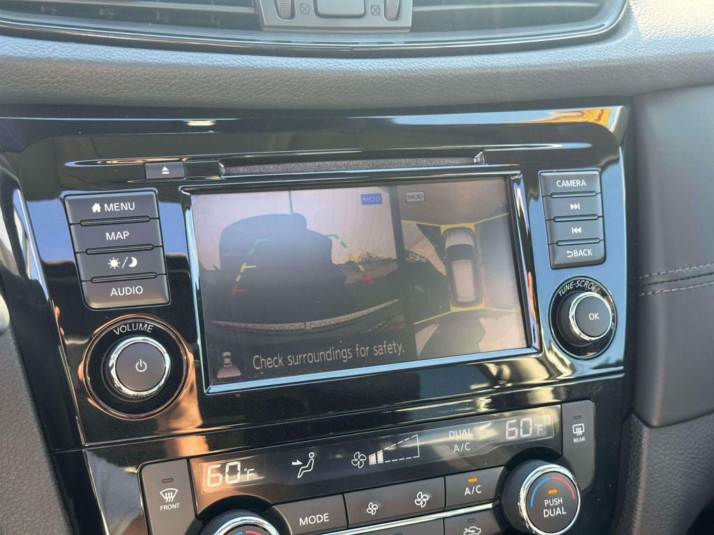 Used 2019 Nissan Rogue SL w/ Premium Package AWD/4WD image 29