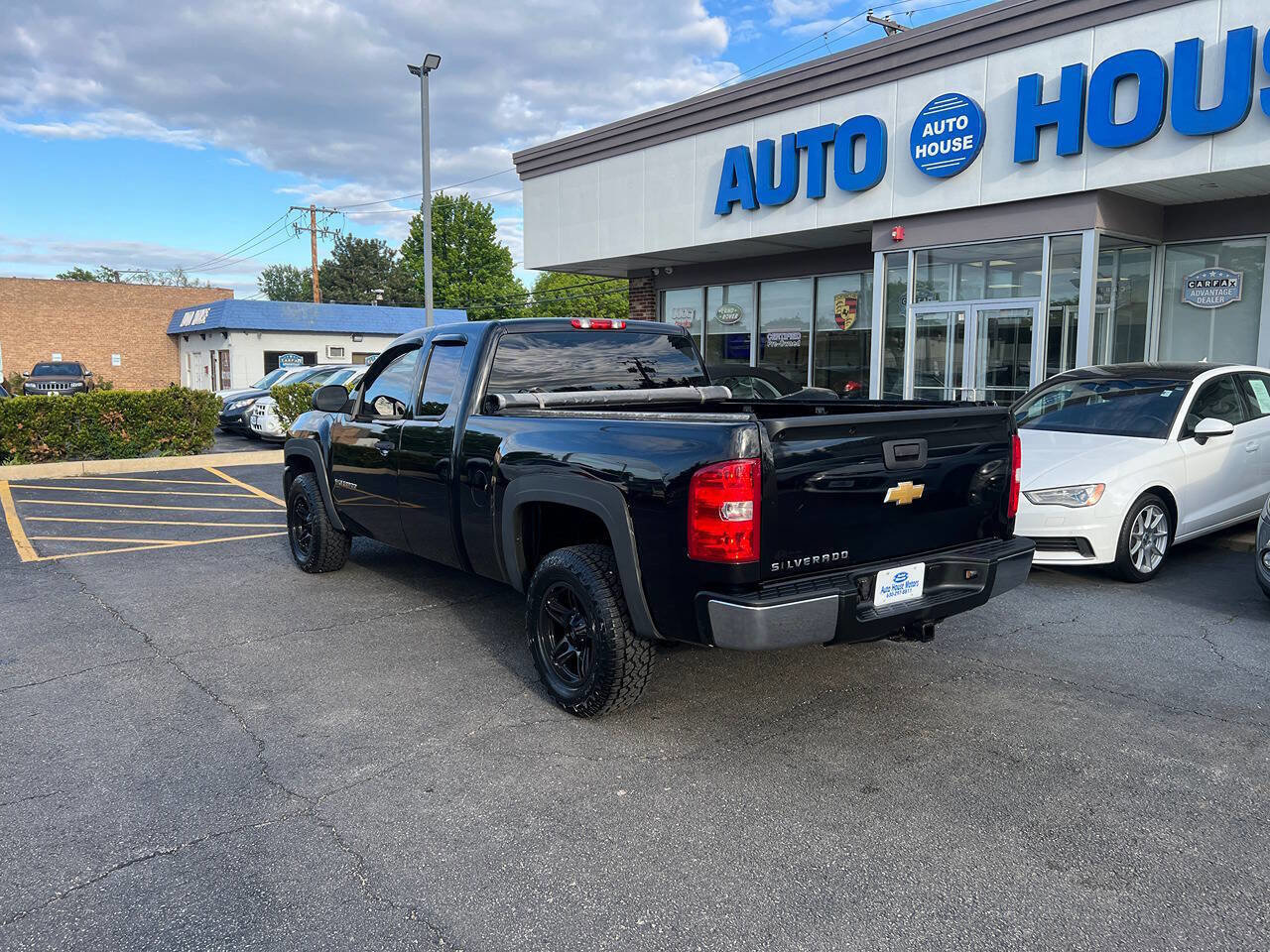 Used 2012 Chevrolet Silverado 1500 W/T RWD image 11