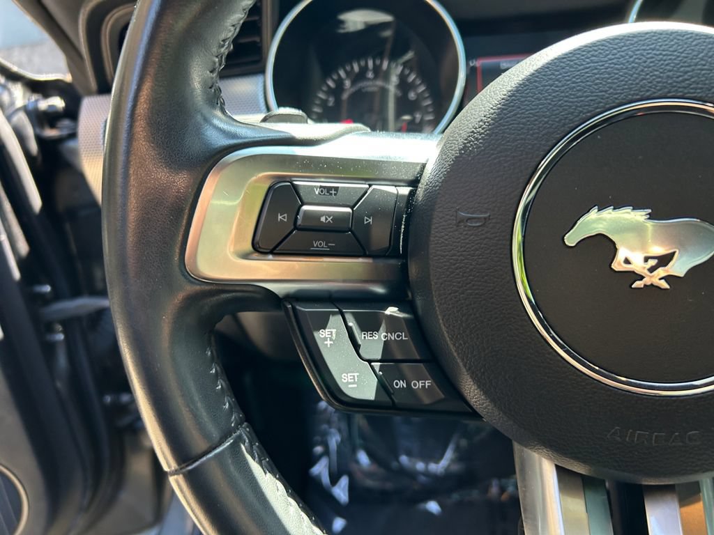 Used 2018 Ford Mustang GT RWD image 16