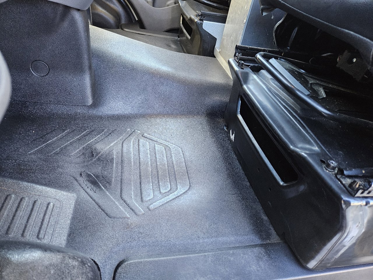 Used 2020 Ford Transit 250 T-250 130 Med Rff, For Sale I w/ Load Area Protection Package image 17