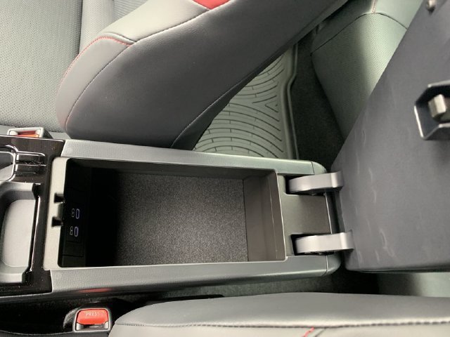 New 2026 Toyota Prius Plug-In Hybrid FWD image 26
